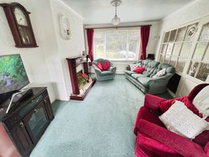 Lounge- click for photo gallery